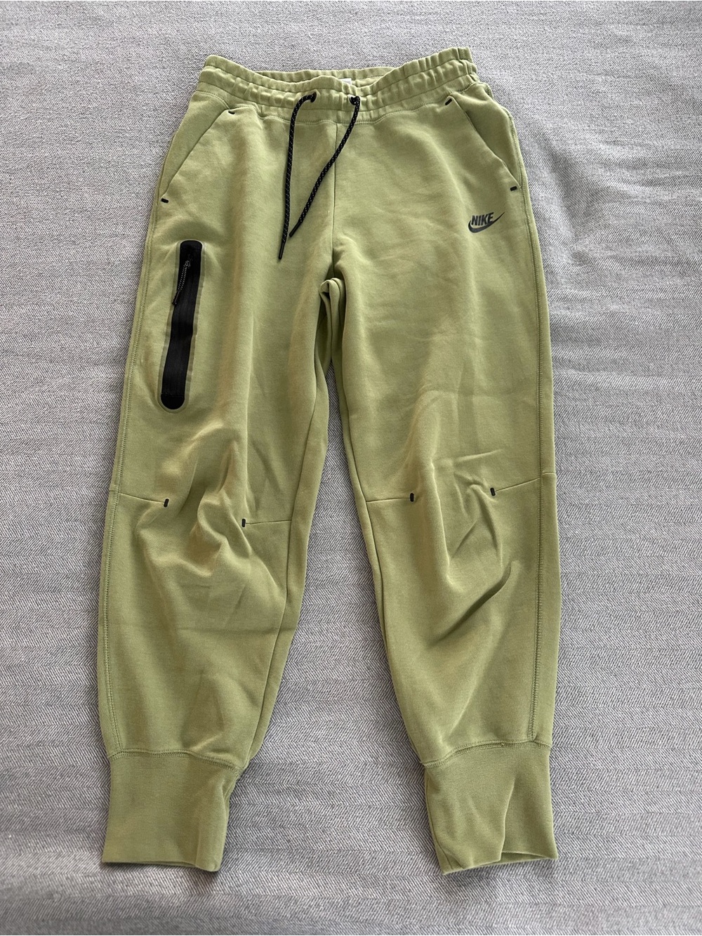 Nike Olive/Khaki Pull-On Sweatpants